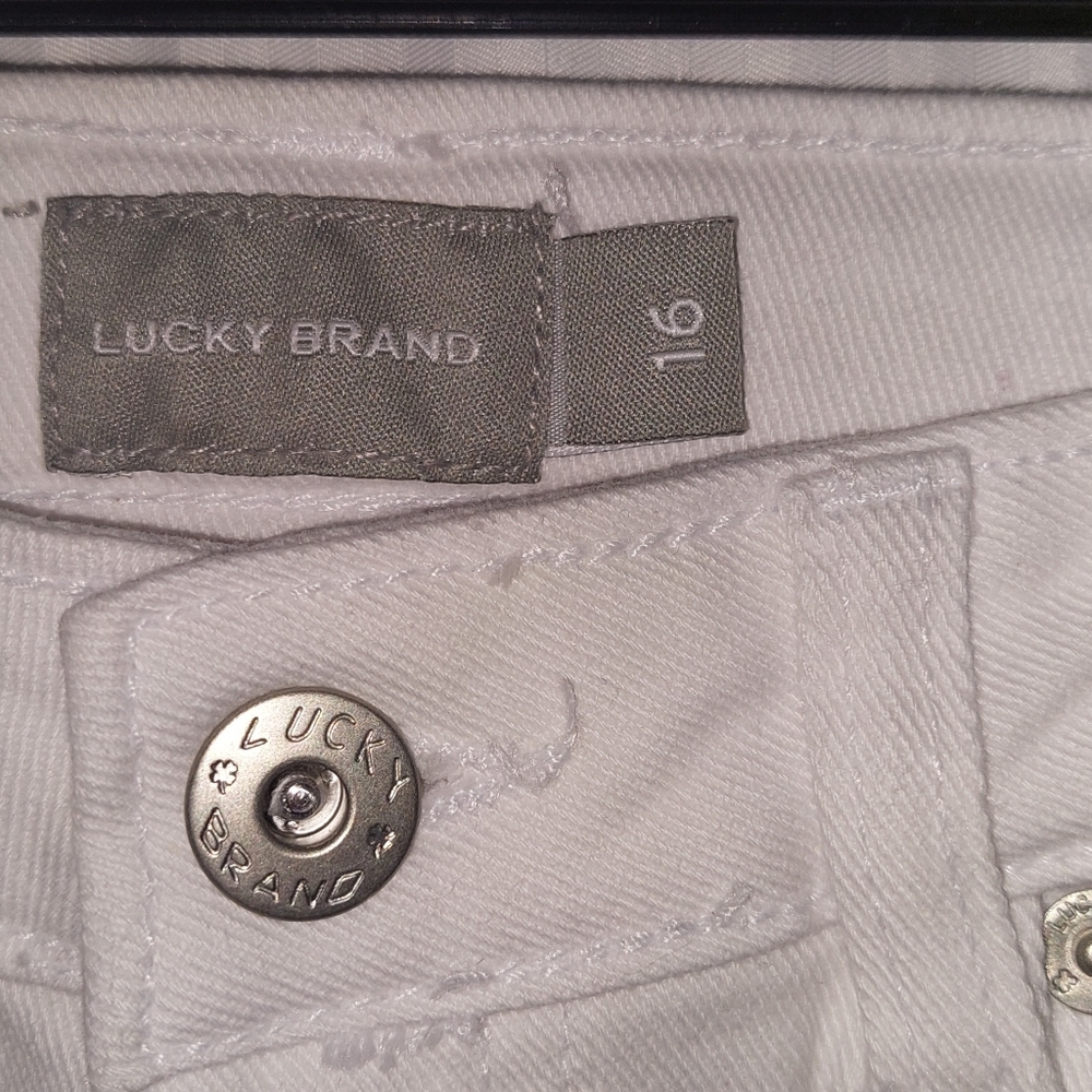 NEW White Denim Girl's Size 16 Lucky Brand 'Riley' Shorts - Picture 3 of 8
